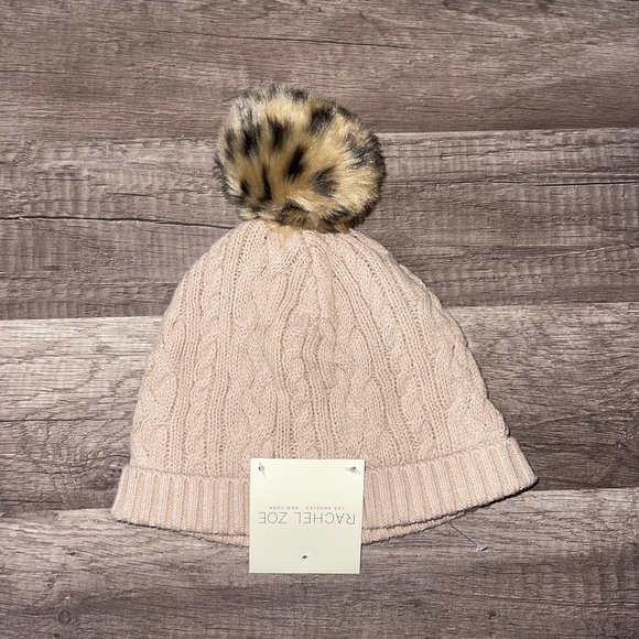 ‼️NEW‼️Rachel Zoe Hat With A Pom-Pom ⭐️SIZE 3T⭐️ - Picture 1 of 4